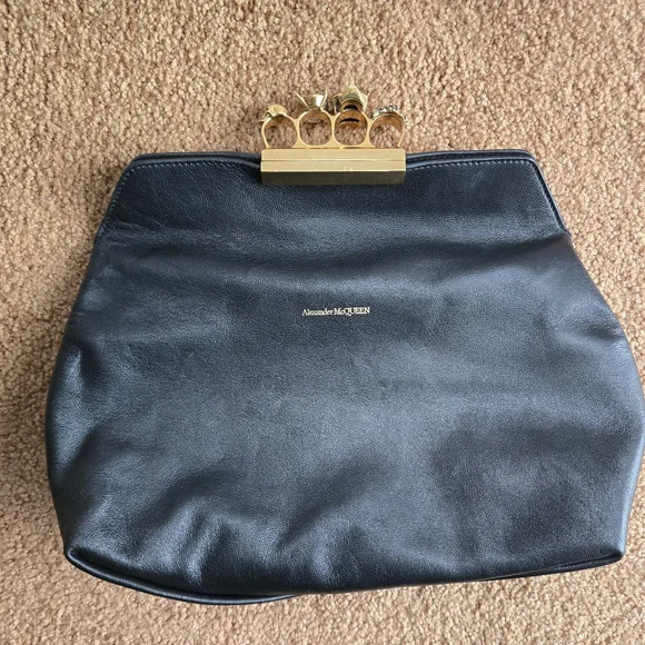 Alexander McQueen Black Clutch Bag - Picture 1 of 4